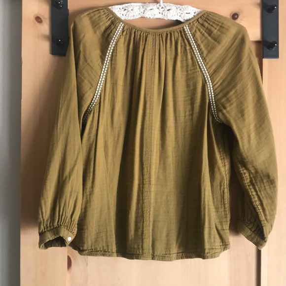 Old Navy Olive Gree Gauze Top - Picture 6 of 6